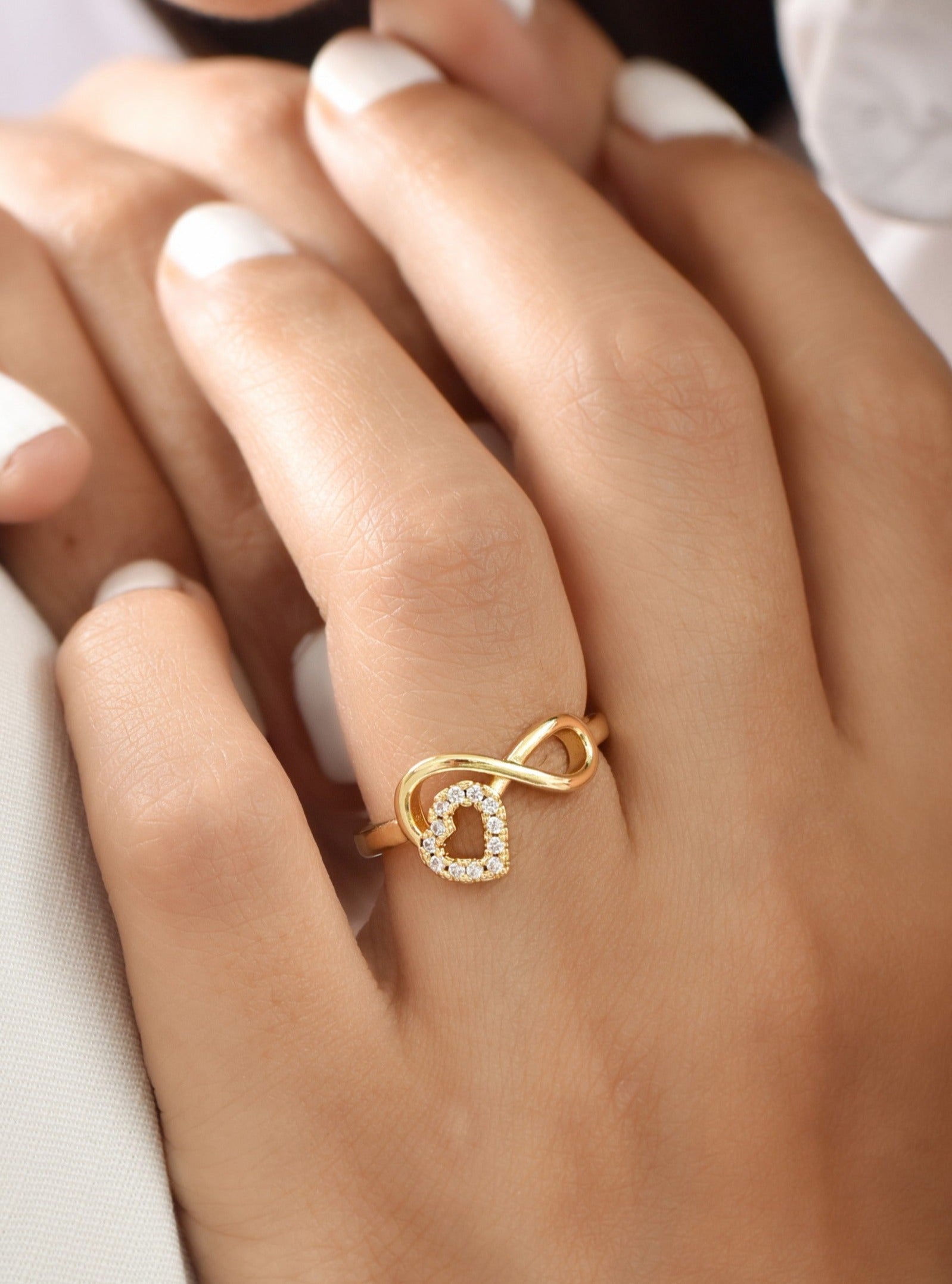 Infi Heart Ring