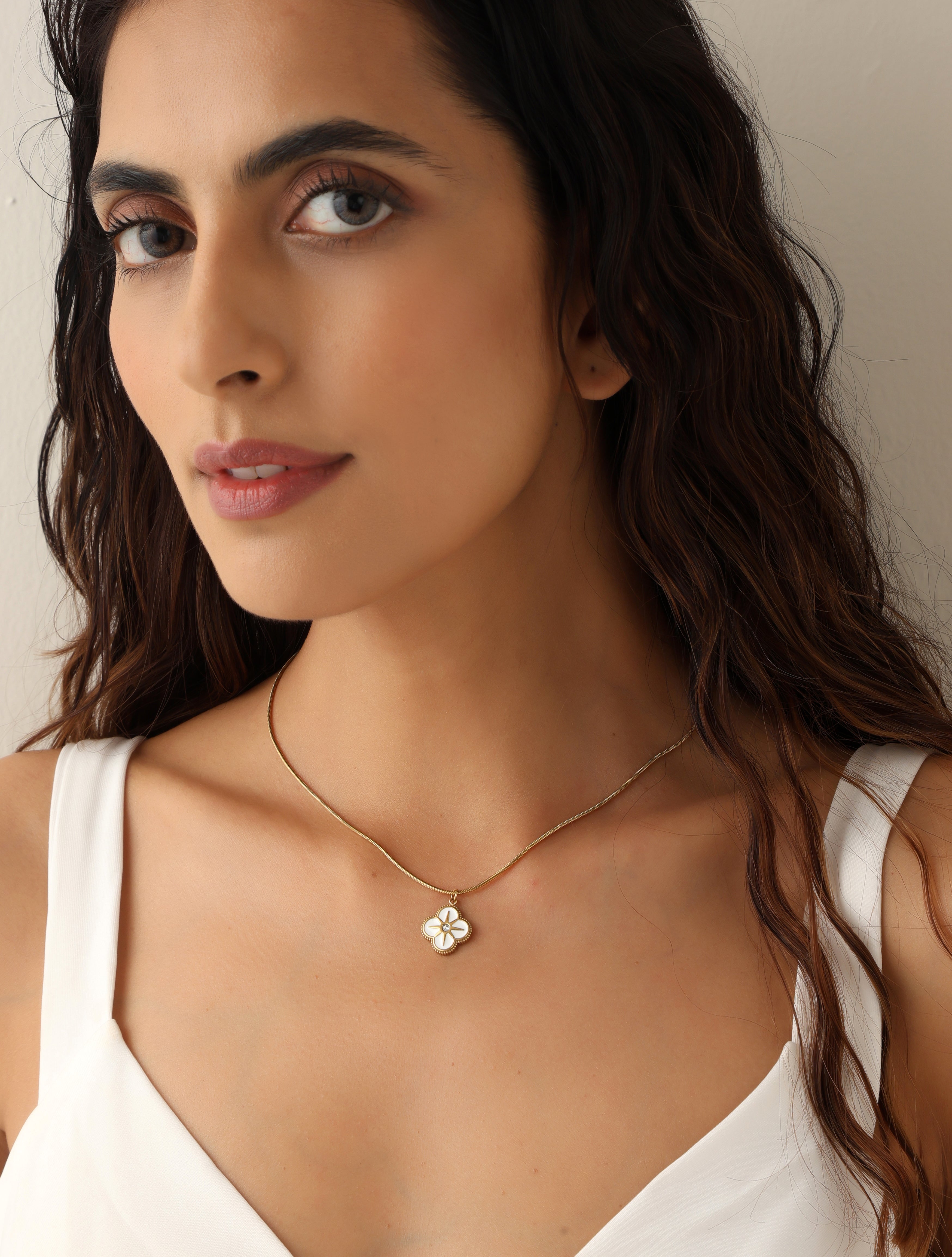Florence White Clover Necklace
