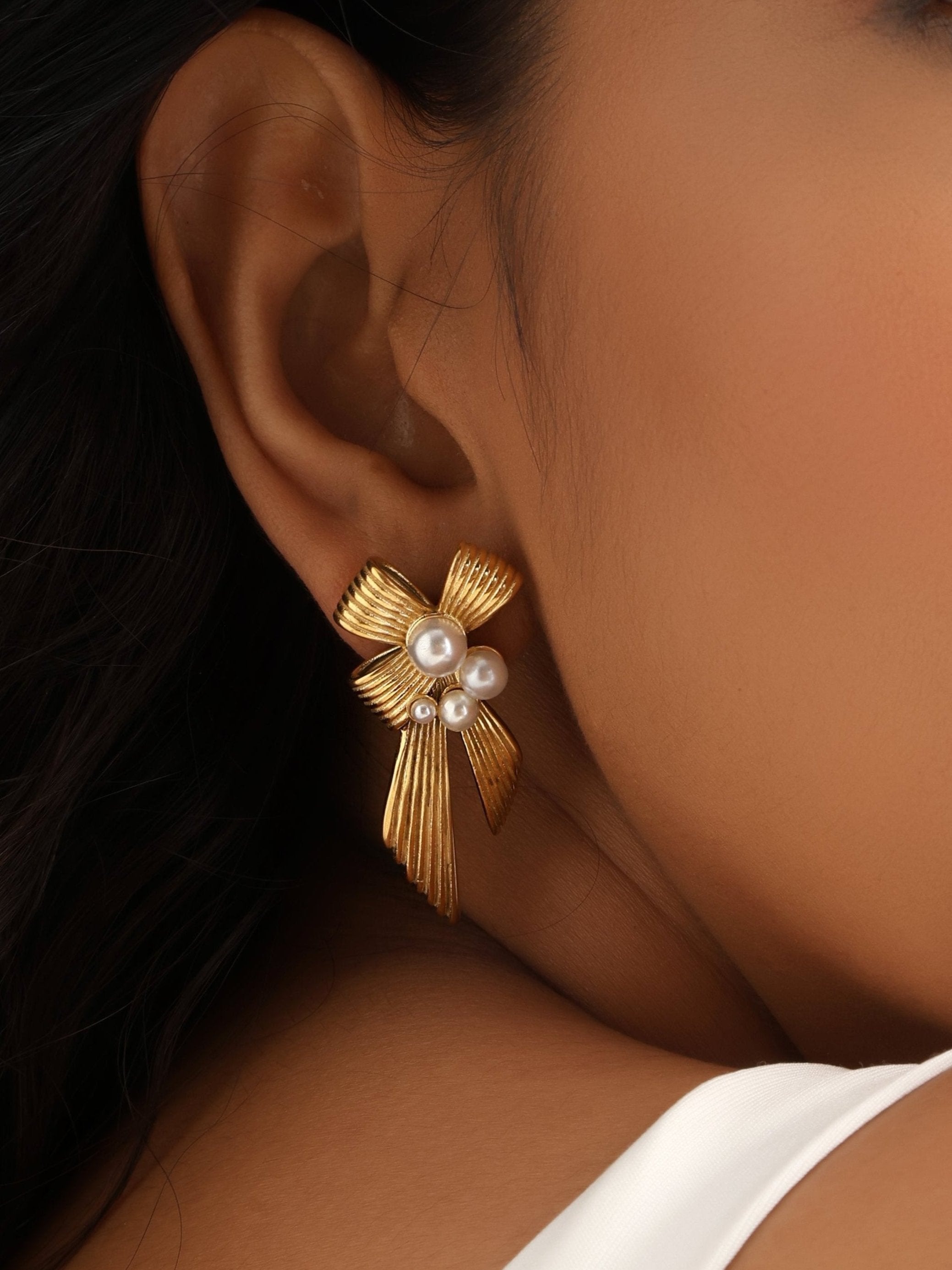 Classy Long Bow Earrings