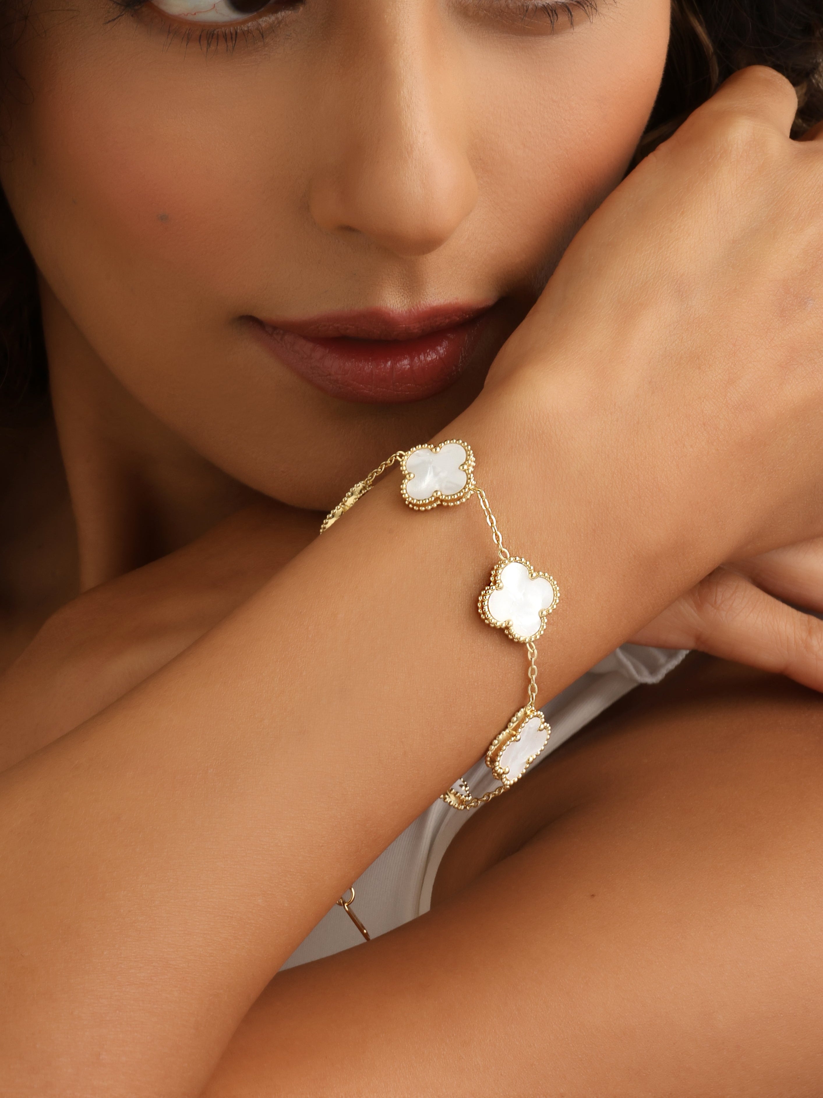 Classic White 5-Clover Bracelet