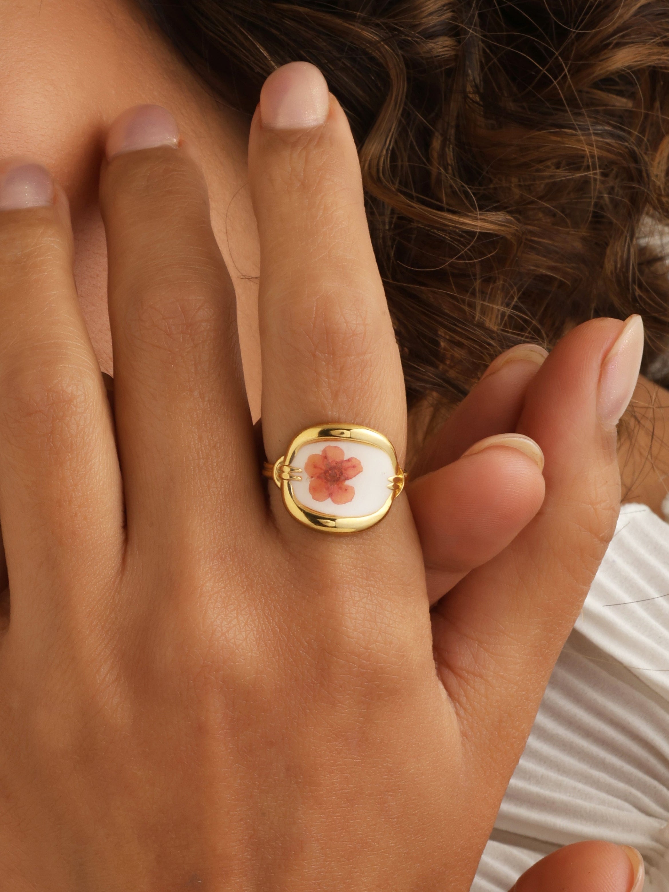 Shyla Floral Ring