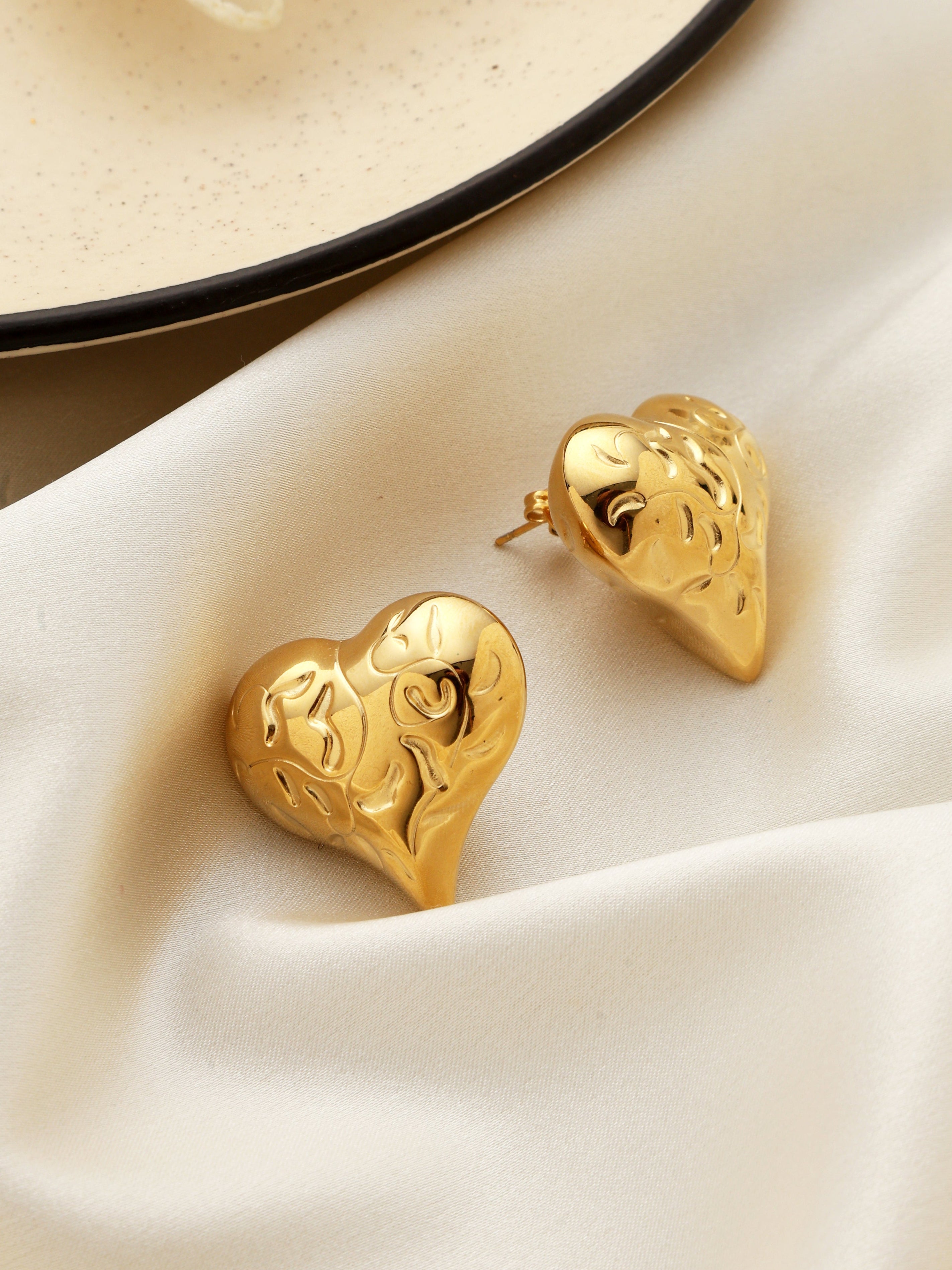 Ella Statement Heart Studs