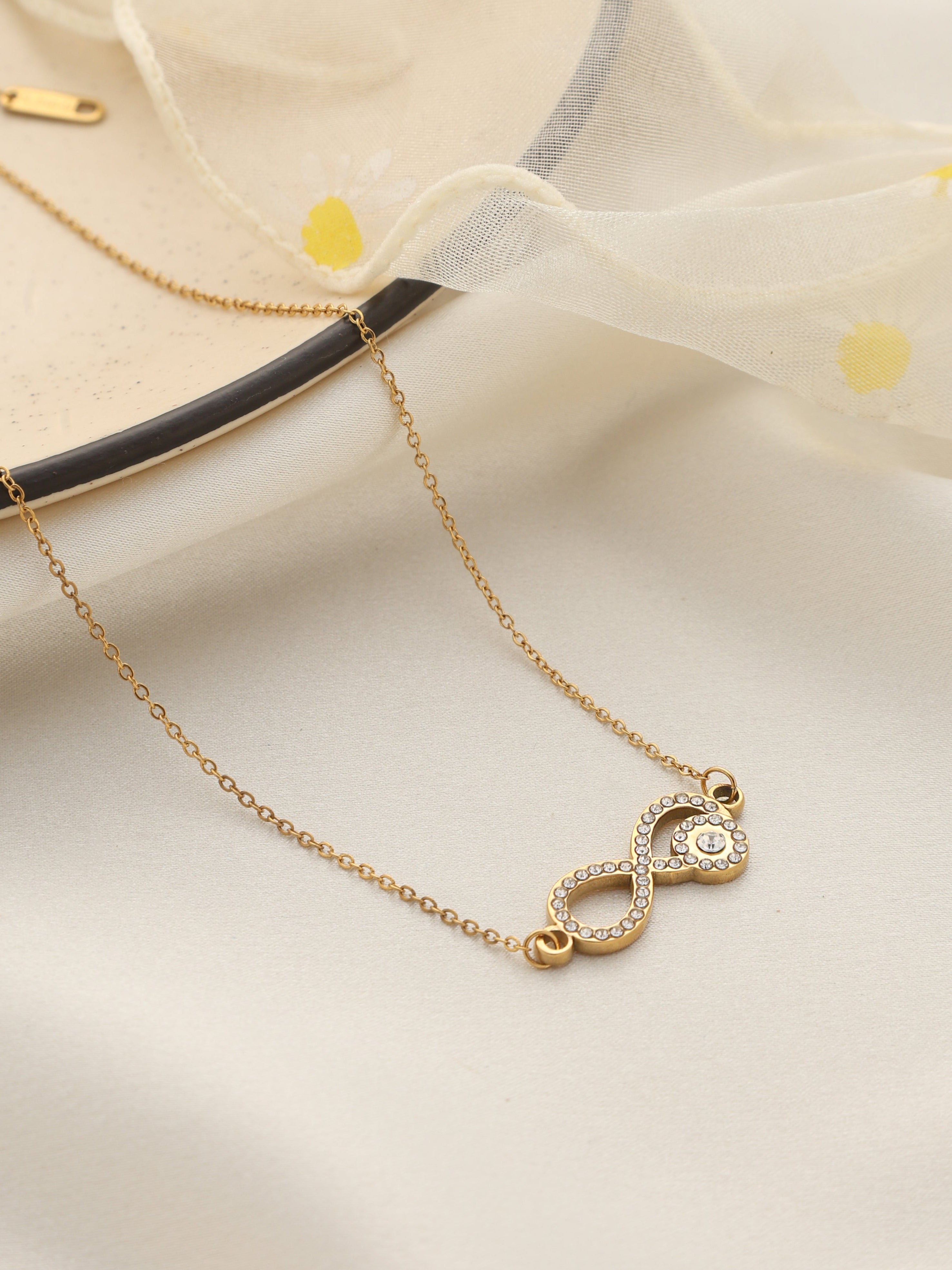 Statement Infinity necklace