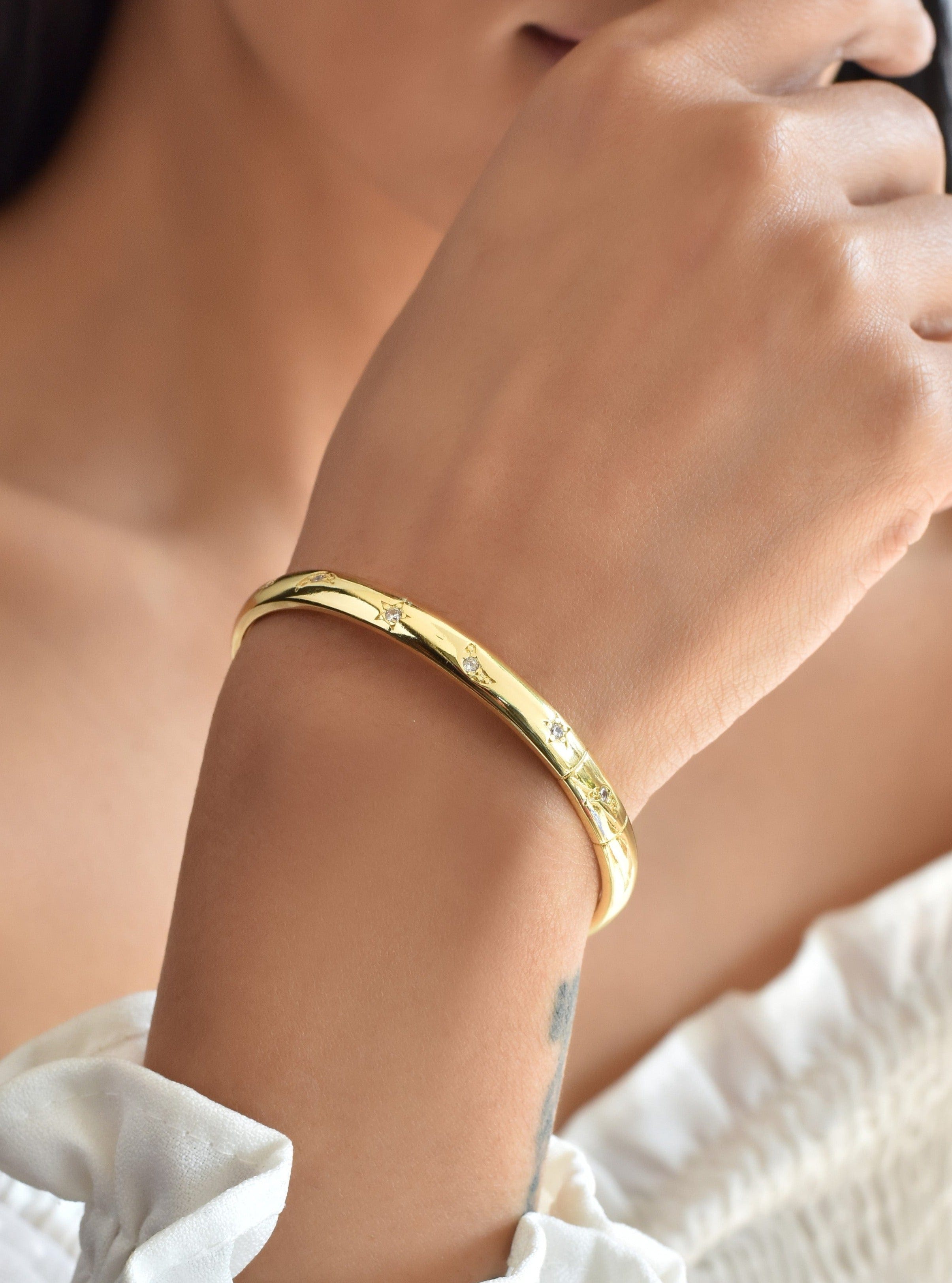 Buy Sohi Womens Dented Cuff Bracelet - Gold Online