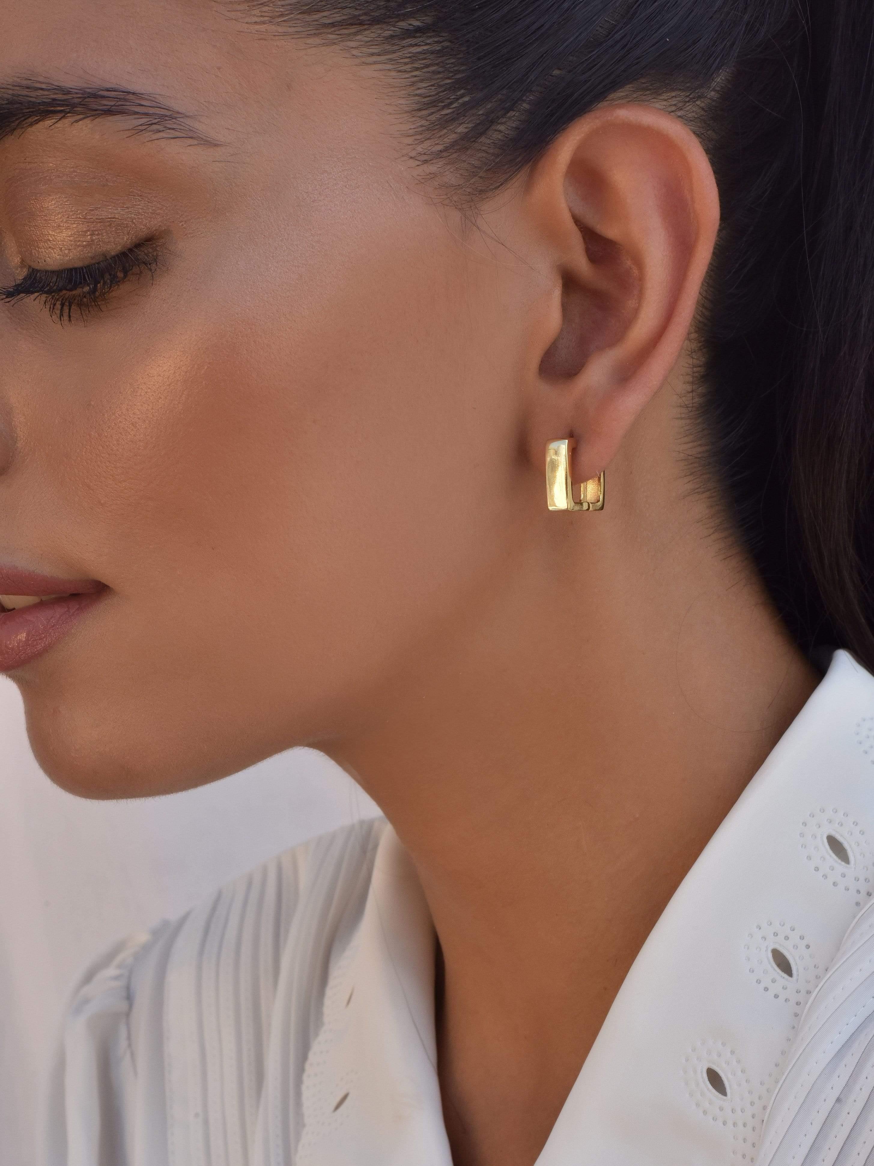 Vintage Square-Shaped 14k Gold Hoop Earrings