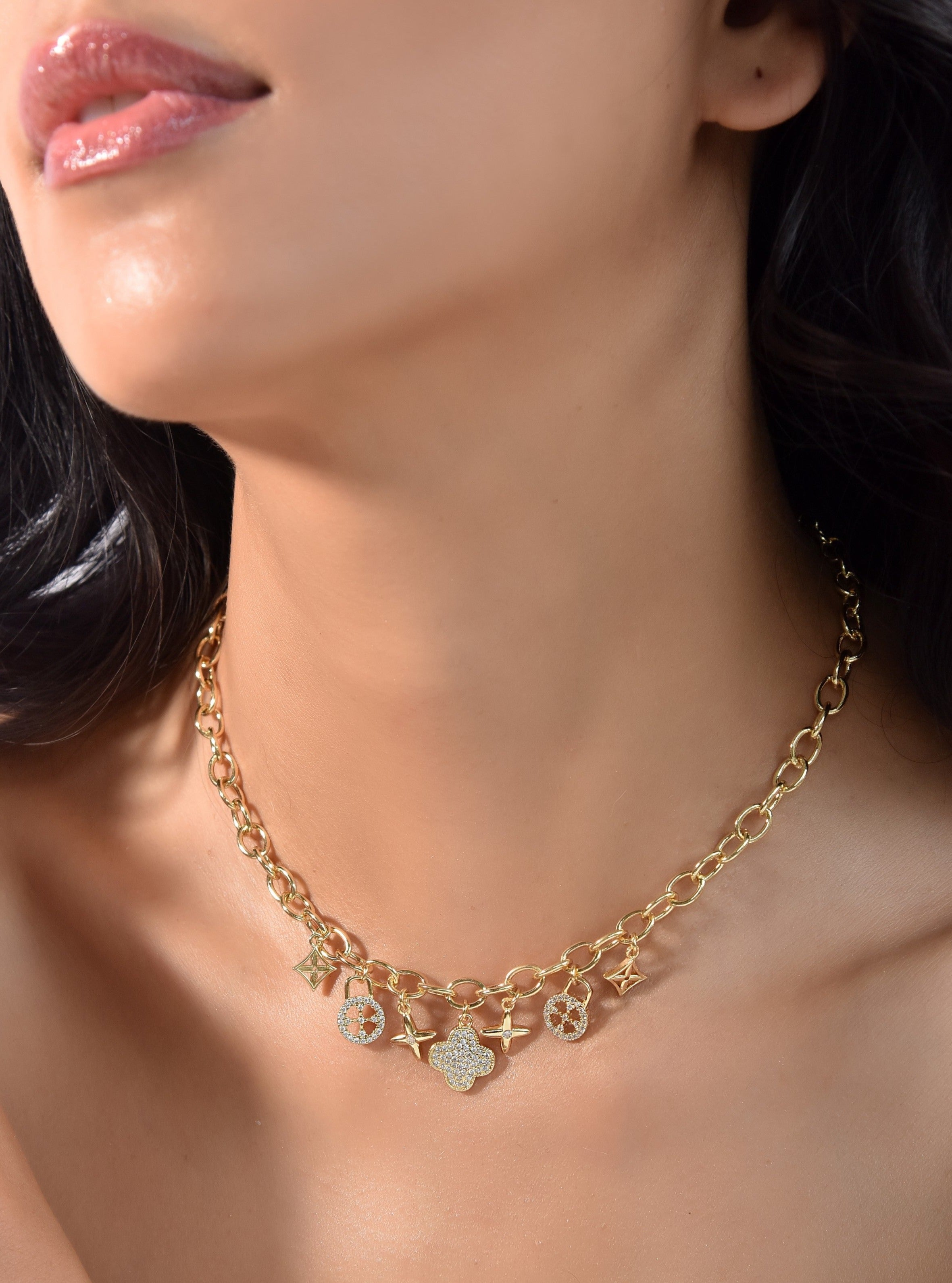 Louis Vuitton, Jewelry, Louis Vuitton Necklace Lv Blooming Supple Gold  Chain Clover Choker Style